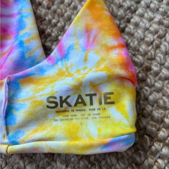 Skatie Swimwear, Sarah Top in Sherbet, size small, NWT - Picture 2 of 4